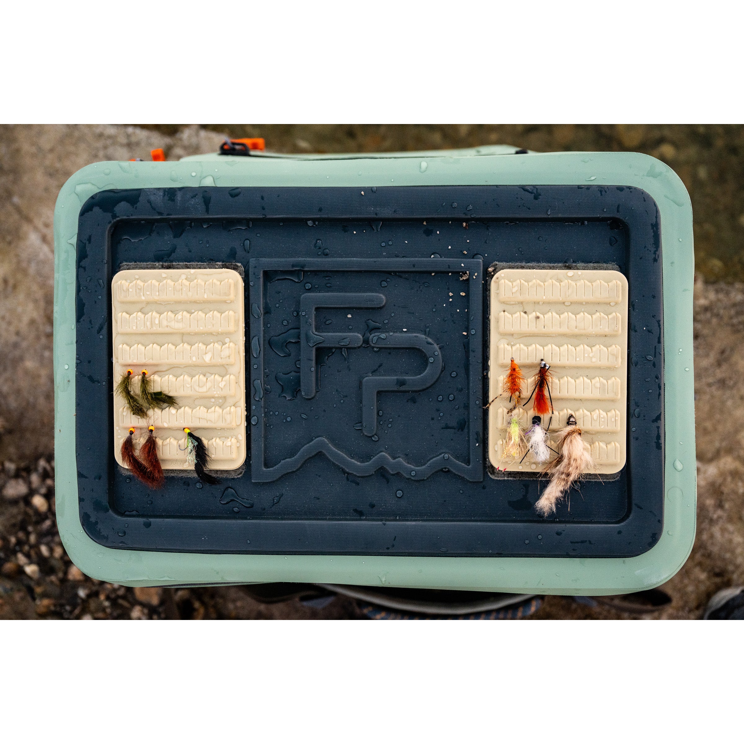 Fishpond Cutbank Gear Bag - Image 8